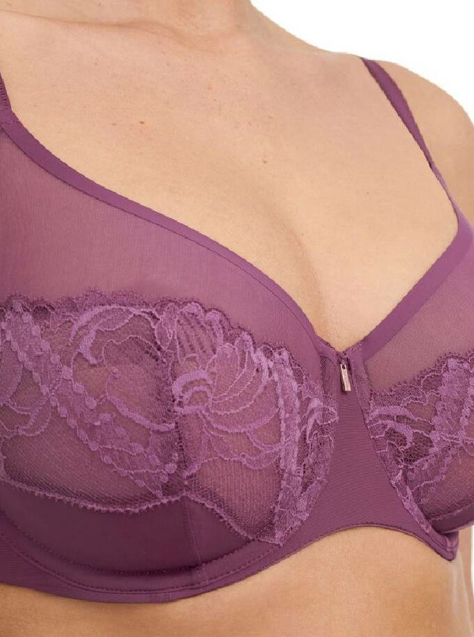 Σουτιέν με μπανέλα γεμάτο με δαντέλα Chantelle C17Q10