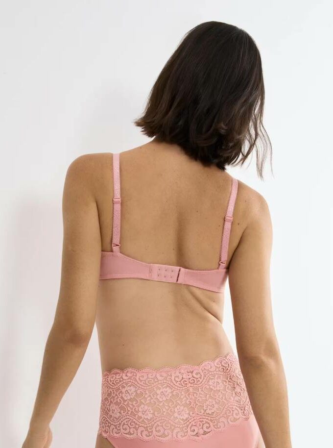 Σουτιέν δαντέλα με μπανέλα Triumph Amourette W